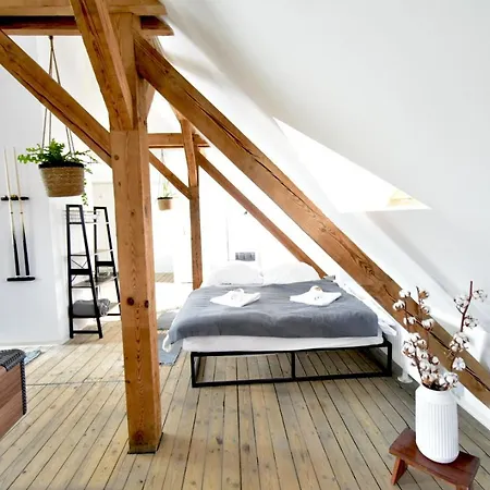 Black Billard L Loft Fuer 2-4 Personen L Wohlfuehlen In Altstadtnaehe Landshut Exterior photo