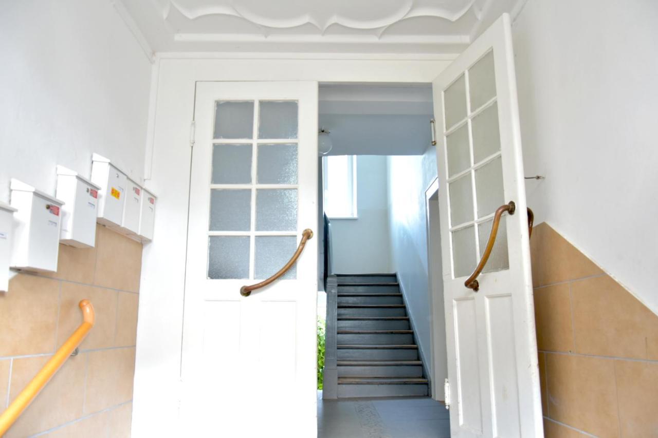 Black Billard L Loft Fuer 2-4 Personen L Wohlfuehlen In Altstadtnaehe Apartment *
