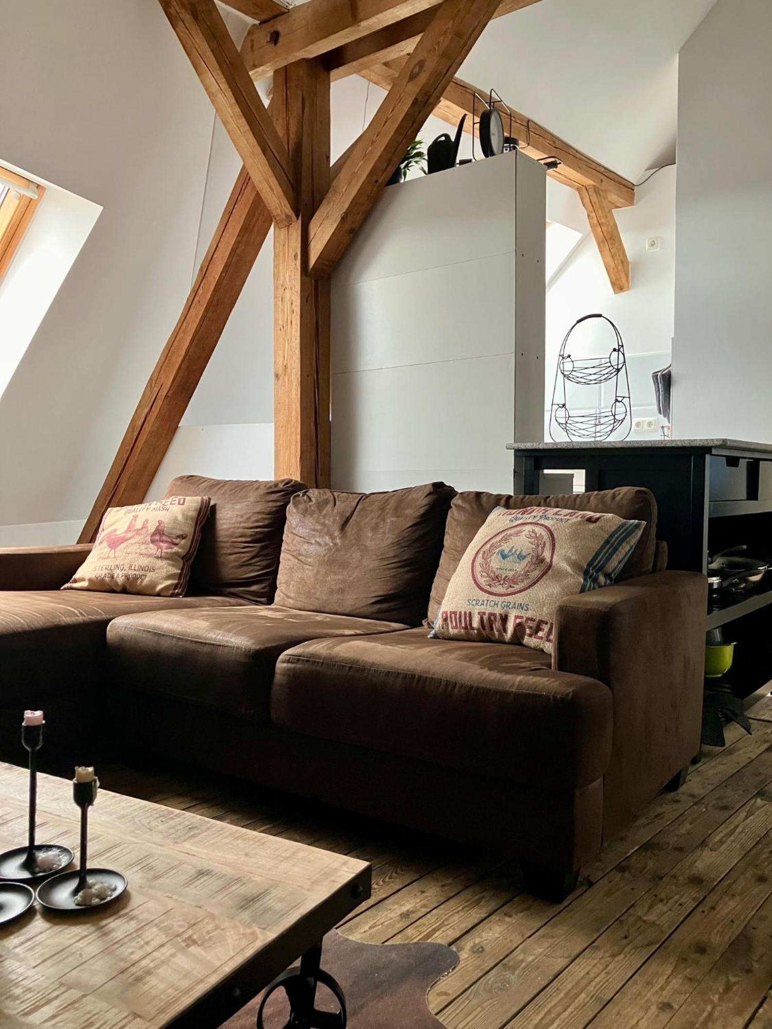 Black Billard L Loft Fuer 2-4 Personen L Wohlfuehlen In Altstadtnaehe *